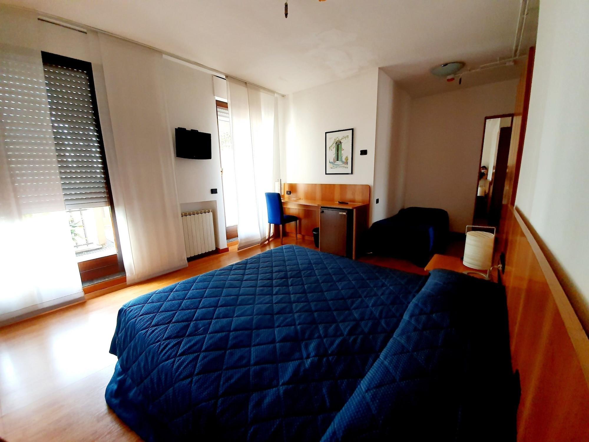 Hotel Selide Desio Eksteriør bilde